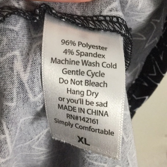 NWOT LuLaRoe Julia dress - b&w stars ⭐️ - Picture 7 of 7